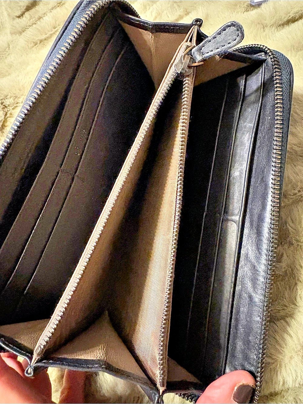 Bottega Veneta Intrecciato Zip-Around Long Wallet Black - Picture 7 of 14